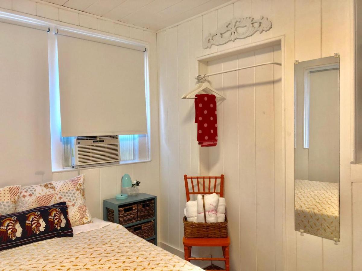 Private Studio With Free Parking Miami Esterno foto