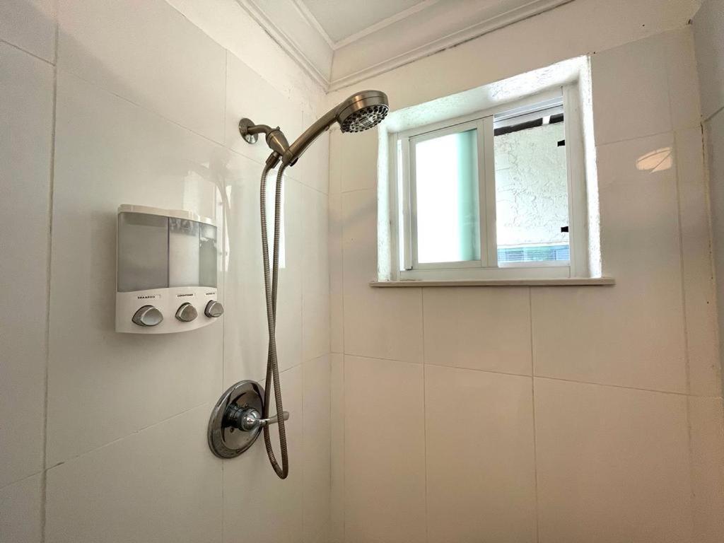 Private Studio With Free Parking Miami Esterno foto